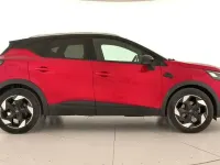 Usado Renault Captur Techno 100 CV (73 kW) 2025 Rojo SUV