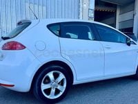 Usado Seat Leon Sport 105 CV (77 kW) 2009 Blanco Utilitario