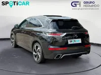 Usado DS Automobiles DS7 Crossback So Chic 300 CV (220 kW) 2021 Negro SUV