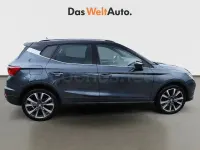 Usado Seat Arona FR 115 CV (84 kW) 2025 Gris / plata SUV
