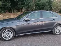 Usado Mercedes E220 Elegance 170 CV (125 kW) 2015 Gris / plata Berlina