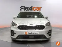 Usado Kia Niro 141 CV (103 kW) 2020 Gris / plata SUV