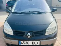 Usado Renault Scénic Authentique 120 CV (88 kW) 2004 Negro Monovolumen