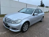 Usado Mercedes C200 Edition 136 CV (100 kW) 2013 Gris / plata Berlina