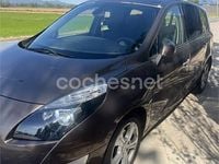 Usado Renault Grand Scénic III Dynamique 105 CV (77 kW) 2009 Marrón Monovolumen