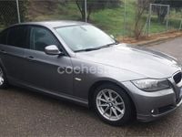 Usado BMW 320 177 CV (130 kW) 2010 Gris / plata Berlina