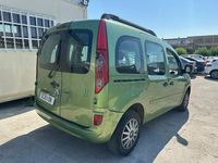 Usado Renault Kangoo Expression 105 CV (77 kW) 2008 Verde Monovolumen