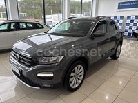 Usado VW T-Roc Advance 150 CV (110 kW) 2021 Gris / plata SUV