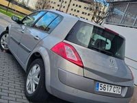 Usado Renault Mégane II Authentique 115 CV (84 kW) 2004 Gris / plata Berlina