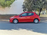 Usado Peugeot 207 Sport 110 CV (80 kW) 2009 Rojo Berlina