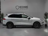Usado Porsche Cayenne Diesel Platinum Edition 262 CV (192 kW) 2017 Blanco SUV