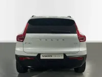 Nuevo Volvo XC40 Plus 163 CV (119 kW) 2026 Blanco SUV
