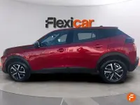 Usado Peugeot 2008 Active 100 CV (73 kW) 2023 Rojo SUV