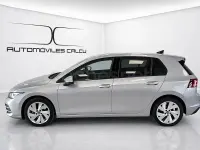 Usado VW Golf VIII 115 CV (84 kW) 2025 Gris / plata Berlina