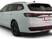 Usado VW Passat R-line 150 CV (110 kW) 2024 Familiar