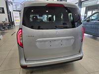 Nuevo Mercedes T180 116 CV (85 kW) 2025 Rojo rubelita Monovolumen