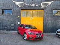 Usado Seat Leon Style 115 CV (84 kW) 2017 Rojo Familiar