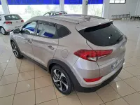 Usado Hyundai Tucson 115 CV (84 kW) 2017 Beige SUV