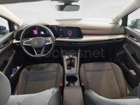 Usado VW Golf VIII Life 116 HP (85 kW) 2024 Cinzento Sedan