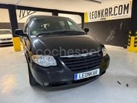 Usado Chrysler Voyager 150 CV (110 kW) 2007 Negro Monovolumen