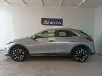 Usado Kia XCeed 136 CV (100 kW) 2024 Gris SUV