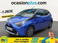 Usado Toyota Aygo X-play 72 CV (52 kW) 2019 Azul Utilitario