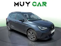 Usado Seat Arona Style 110 CV (80 kW) 2022 Gris SUV