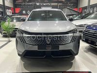 Usado Peugeot 5008 Allure 145 CV (106 kW) 2025 Gris / plata SUV