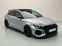Usado Audi RS3 Sport 400 CV (294 kW) 2022 Gris / plata Berlina