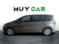 Usado VW Touran Edition 110 CV (80 kW) 2018 Gris Monovolumen