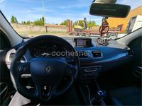 Usado Renault Mégane Dynamique 130 CV (95 kW) 2013 Azul Berlina