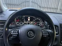 Second-hand VW Touareg 245 CP (180 kW) 2012 Negru SUV