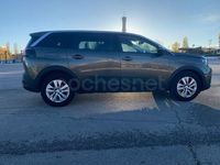 Usado Peugeot 5008 Active 130 CV (95 kW) 2020 Gris / plata SUV