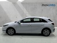 Usado Kia Ceed 136 CV (100 kW) 2023 Blanco Utilitario