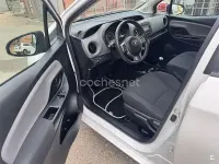 Occasion Toyota Yaris Active 69 ch (50 kW) 2015 Blanc Citadine