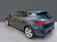 Usado Seat Leon FR 110 CV (80 kW) 2024 Gris Berlina