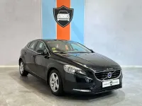 Usado Volvo V40 Momentum 115 CV (84 kW) 2012 Negro Utilitario
