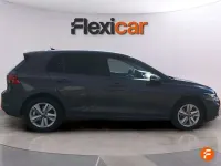 Usado VW Golf VIII Life 131 CV (96 kW) 2024 Gris Utilitario