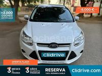 Usado Ford Focus Trend 125 CV (91 kW) 2013 Blanco Berlina