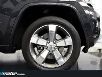 Usado Jeep Grand Cherokee Overland 250 CV (183 kW) 2016 Grisnegro SUV