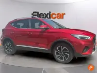 Usado MG ZS Luxury 111 CV (81 kW) 2023 Rojo SUV