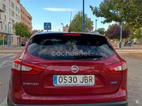 Usado Nissan Qashqai 360º 110 CV (80 kW) 2014 Granate SUV
