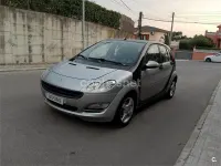 Usado Smart ForFour Pulse 95 CV (69 kW) 2004 Gris / plata Utilitario