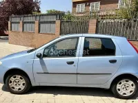 Usado Fiat Punto Classica 60 CV (44 kW) 2006 Azul Utilitario