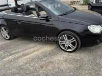 Usado VW Eos 160 CV (117 kW) 2010 Negro Descapotable