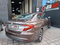 Usado Fiat Tipo Lounge 95 CV (69 kW) 2016 Marrón Berlina
