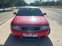 Usado Audi A4 131 CV (96 kW) 2004 Rojo Familiar