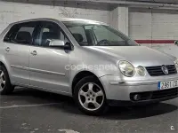 Usado VW Polo Trendline 75 CV (55 kW) 2003 Gris / plata Berlina