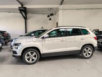 Usado Skoda Karoq Ambition 150 CV (110 kW) 2021 Blanco SUV