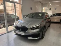 Usado BMW 118 136 CV (100 kW) 2022 Gris / plata Utilitario